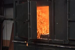 incineration of knives